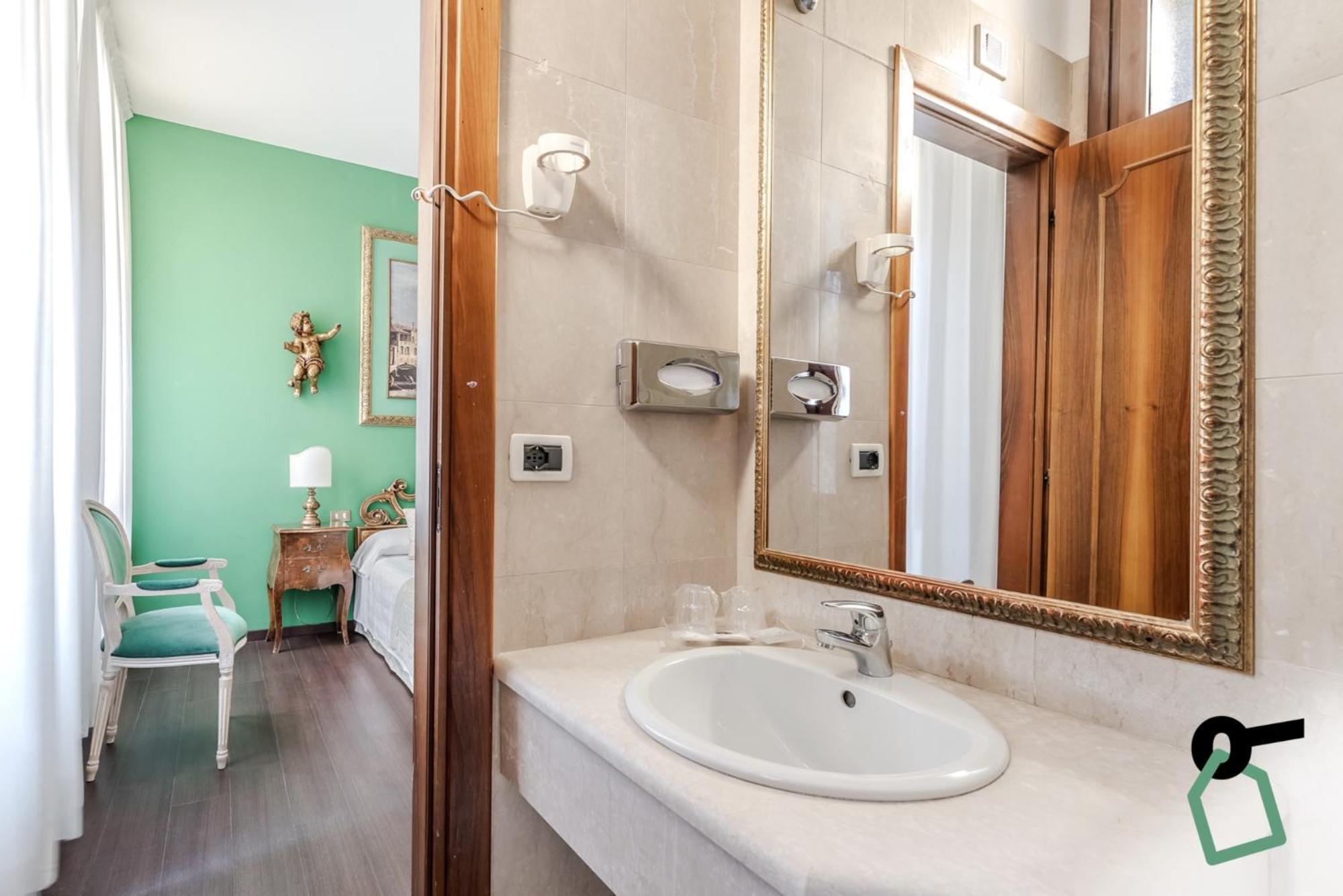 Hotiday Room Collection - Venezia Santa Lucia Zewnętrze zdjęcie